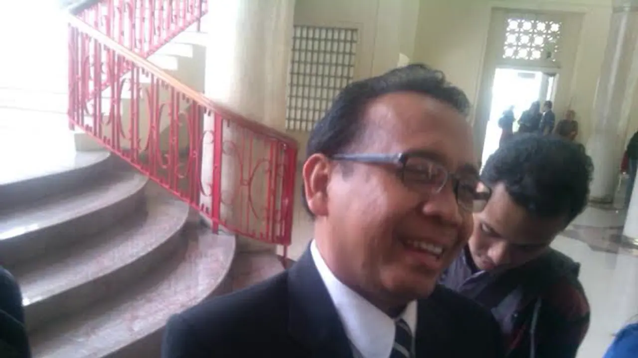 rektor ugm