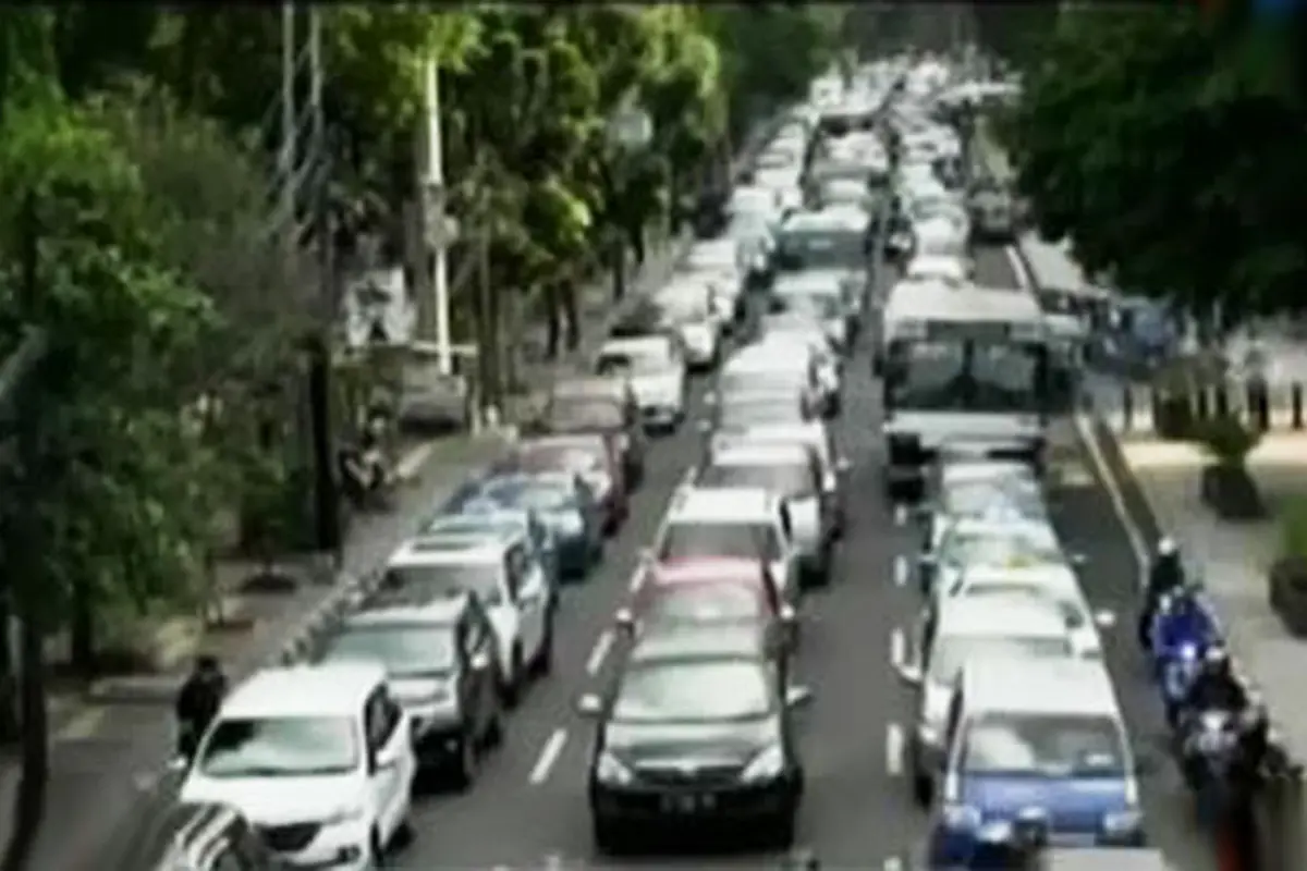 Jakarta Macet Jelang Ramadan hingga Muhammad Ali Tutup Usia