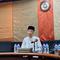 Penampakan Anggota DPRD Jember Disidang Karena Merokok dan Main Game saat Rapat