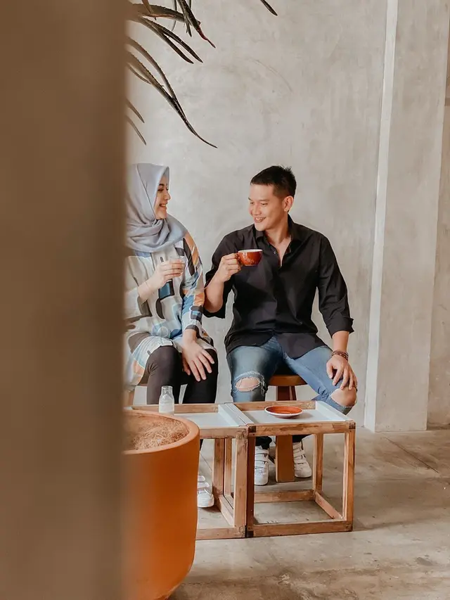 6 Momen Citra Kirana Kunjungi Kafe Natasha Rizky, Sahabat yang Saling Dukung