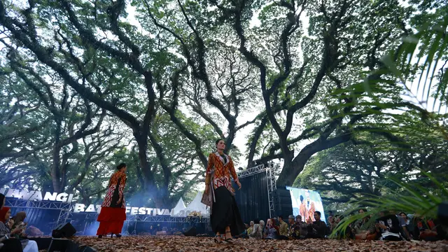 Angkat Potensi Tak Terbatas Batik Banyuwangi, Banyuwangi Batik Festival Suguhkan Koleksi Memukau