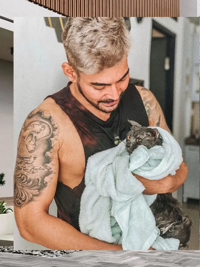 Potret Robby Purba Dengan Rambut Pirang, Jadi Sorotan. (Sumber: Instagram/robbypurba)