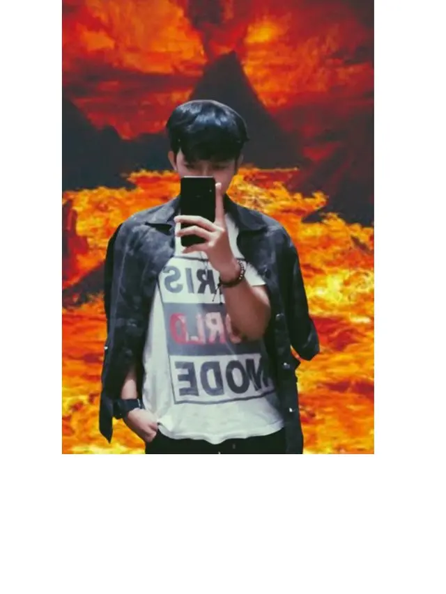 Pria Ini Minta Edit Foto Temannya Hilang, 7 Hasilnya Kocak Abis
