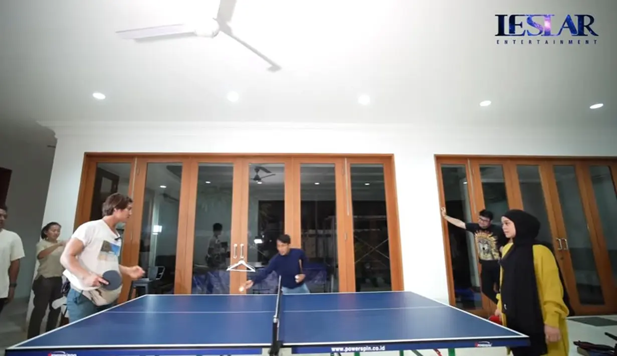 Lesti Kejora dan Rizky Billar (Youtube/Leslar Entertainment)