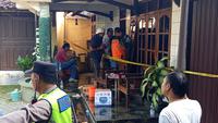 Janda Lansia Kaya Kudus Jadi Korban Perampokan Brutal, Pelaku Preteli Perhiasan Rp100 Juta dan Pukuli Korban