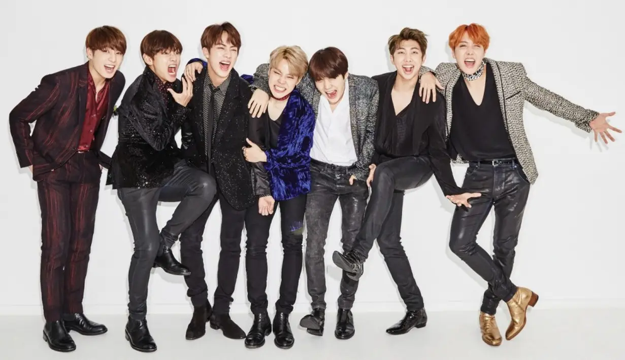 "Kami melihat hastag kalian, ini adalah penghargaan yang terwujud berkat ARMY. Kami sangat bersyukur dan berterima kasih kepada kalian," lanjutnya. (Foto: Soompi.com)