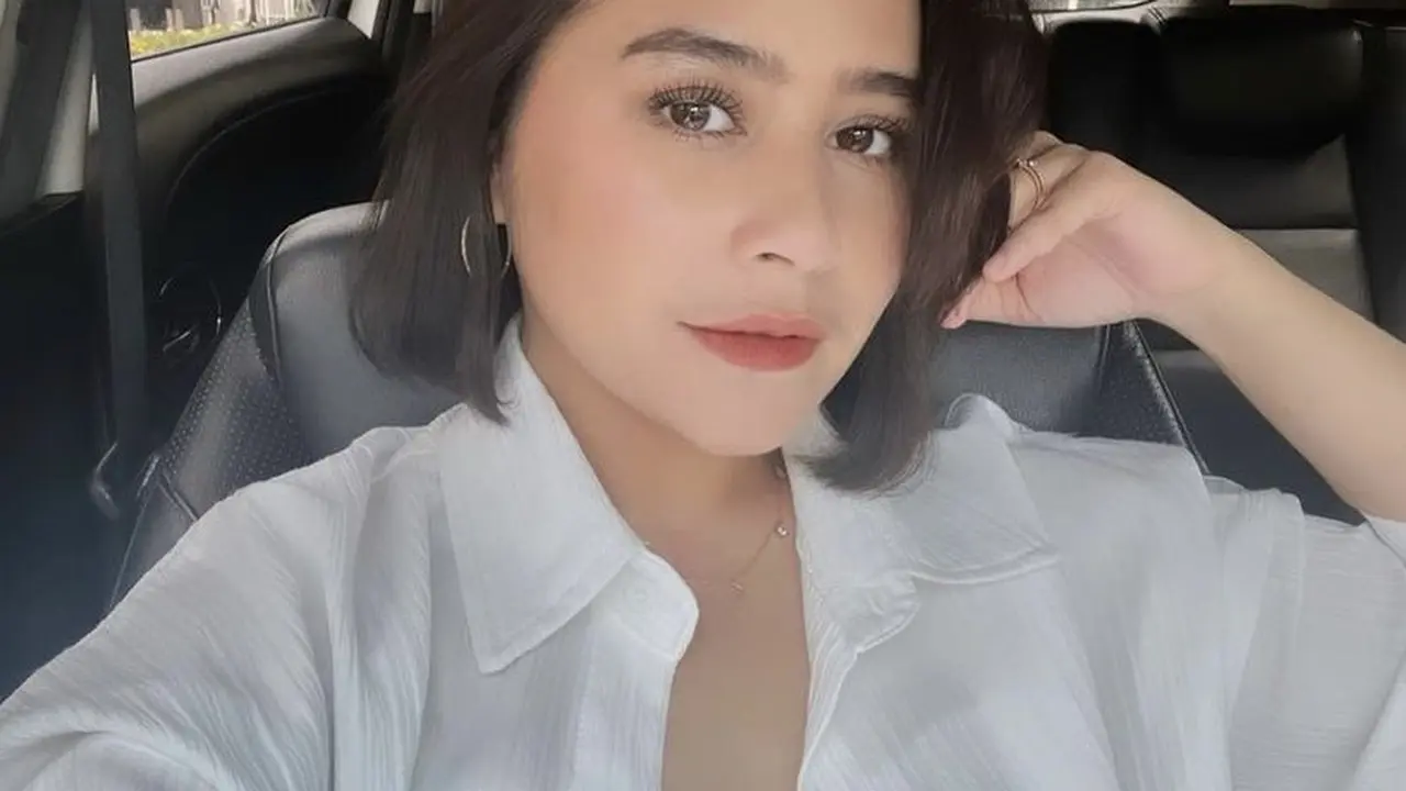 Potret Tampilan Prilly Latuconsina Fresh dengan Rambut Pendek