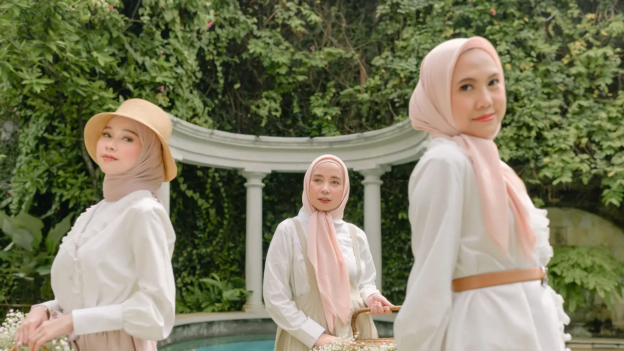 Kolaborasi HijabChic X Thatal Jundiah luncurkan koleksi pakaian modest wear dengan tema  Fiore