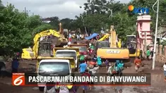 Bantuan untuk korban bencana banjir bandang yang menerjang 328 rumah di Banyuwangi, Jawa Timur terus berdatangan. Untuk membersihkan desa dari sisa banjir, ratusan relawan, bersama TNI - Polri dan warga lakukan gotong royong.