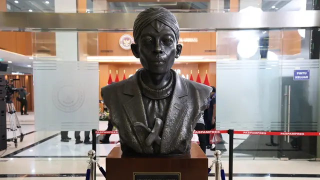 Jokowi Didampingi Prabowo Resmikan RSPPN Panglima Besar Soedirman di Bintaro