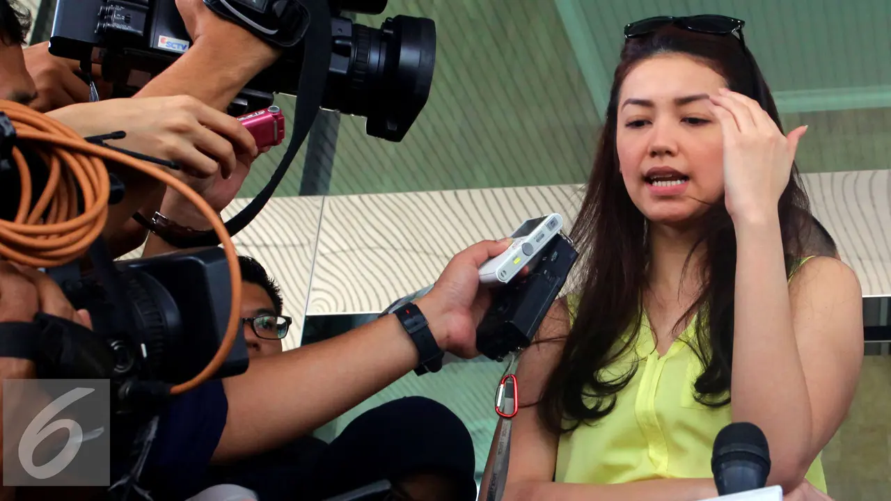 20150727- Kedatangan Artis Velove Vexia Kembali Ditolak KPK-Jakarta-Velove Vexia