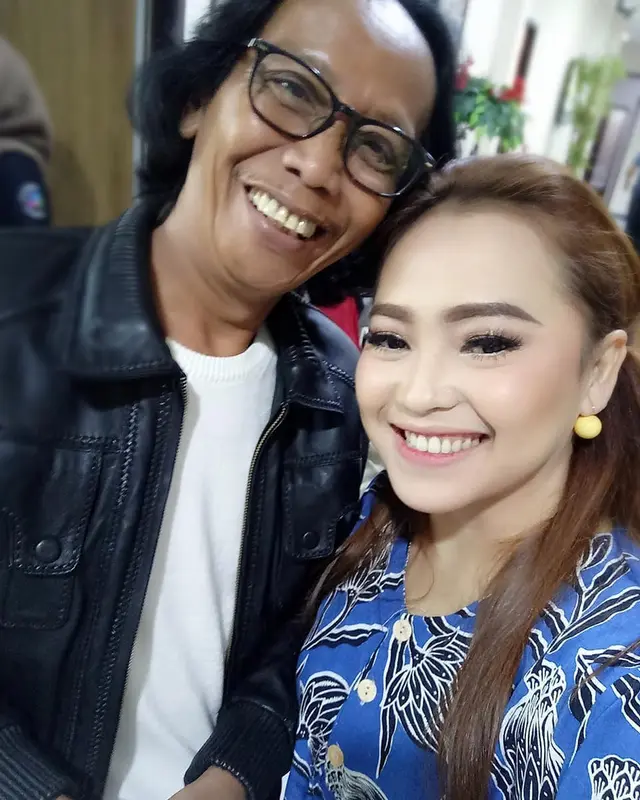 9 Potret kenangan Mpok Alpa di awal viral tahun 2018, bikin nostalgia