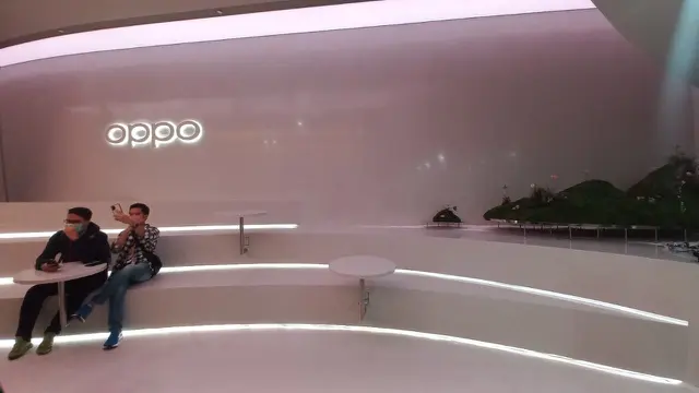 Lebih dari Sekadar Gerai Smartphone, Oppo Gallery Ciptakan Ruang Kreatif yang Nyaman untuk Menjajal Teknologi Terbaru