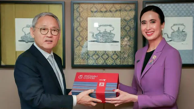 Disebut Menteri Terkaya, Gaya Khas Old Money Menpar Widiyanti Putri Wardhana dengan Produk Lokal