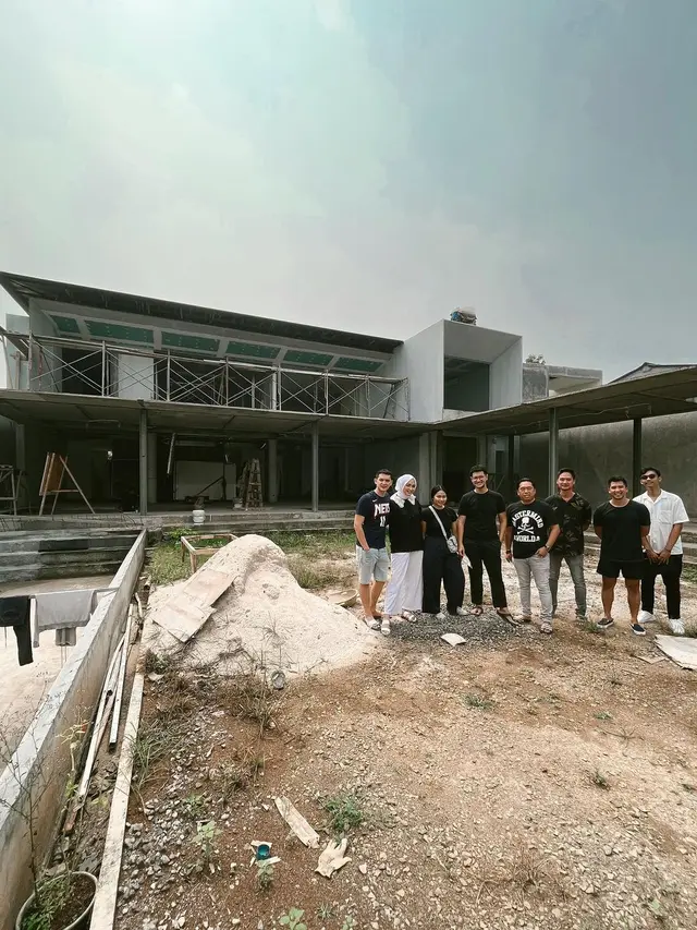Potret rumah baru Citra Kirana dan Rizky Aditya yang belum rampung