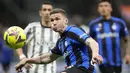 <p>Kemenangan 1-0 sudah cukup meloloskan Inter Milan ke final karena pada pertemuan pertama di markas Juventus mampu menahan rivalnya itu 1-1. Inter pun unggul agregat 2-1. (AP Photo/Luca Bruno)</p>