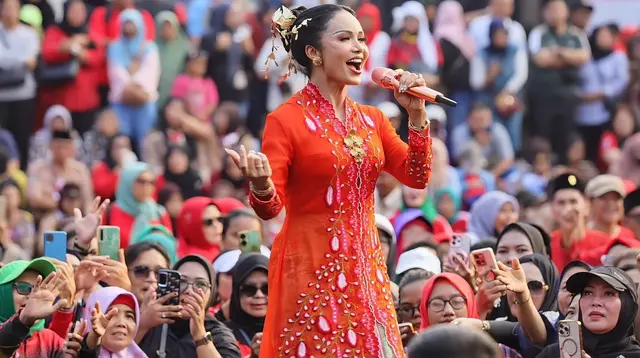 6 Potret Krisdayanti Manggung di Bung Karno Fest 2026, Sekaligus Sambut HUT Ke-499 Jakarta