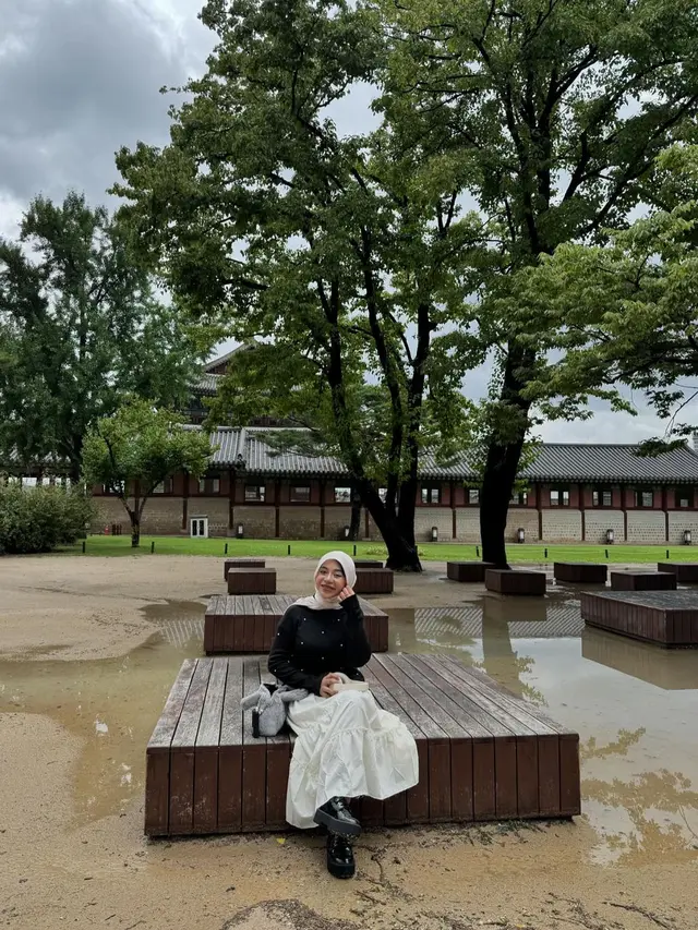6 Potret Cimoy Montok Liburan di Korea Selatan, OOTD-nya Banjir Pujian