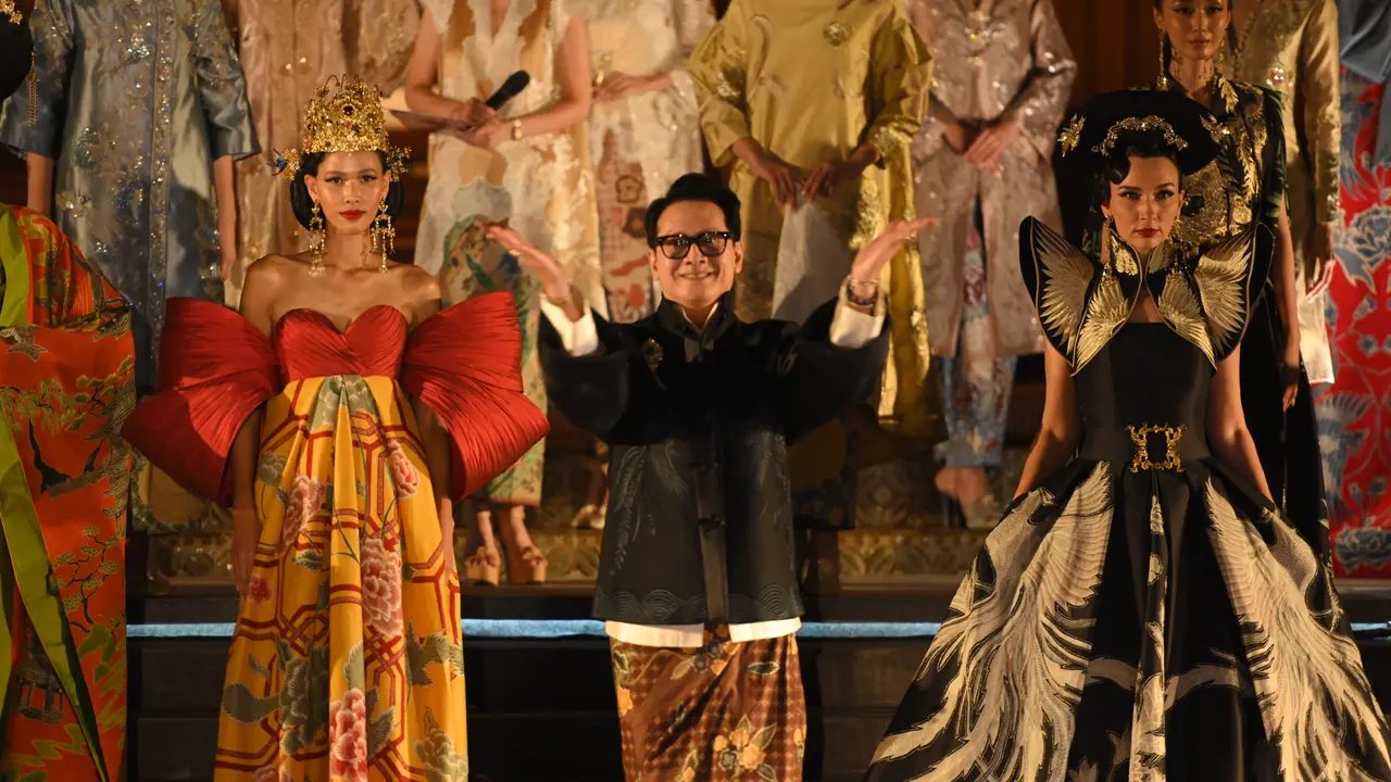 Sandyakala Smara, Ungkapan Cinta Denny Wirawan untuk Batik Kudus Setelah Perjalanan Sewindu