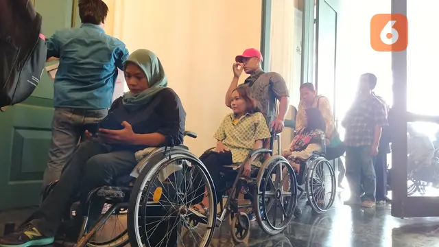 Bangun Lingkungan Ekonomi Ramah Disabilitas, Stafsus Angkie Yudistia dan LKPP Gelar Sosialisasi E-katalog. Foto: Stafsus AY.