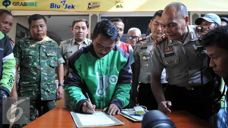 20150922-Deklarasi-Ojek-Jalanan-dan-Ojek-Online-Jakarta