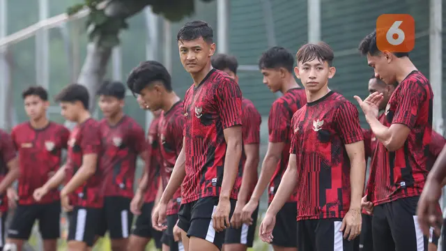 Foto: Antusiasme Skuad Timnas Indonesia U-20 saat Jalani Latihan Terakhir Jelang TC ke Como untuk Ikuti Toulon Tournament 2024 di Prancis