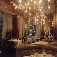 Pengalaman makan steak otentik Amerika Serikat sebagai menu buka puasa yang berkelas