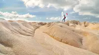 Gurun pasir ini menjadi tempat kekinian yang instagramable (www.instagram.com/deddy_hendrawan_sq (@deddy_hendrawan_sq))