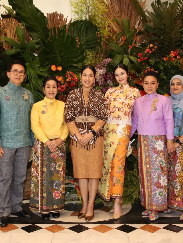 Nong Poy Transgender Tercantik