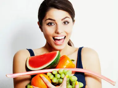 Selain dapat melembabkan dan meremajakan kulit, buah juga dapat menghilangkan kekusaman di wajah. Berikut 6 buah dan manfaatnya: (Istimewa)