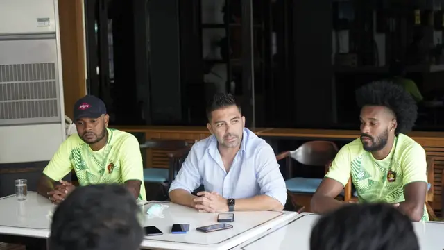 Persik Kediri, Javier Roca, Fandry Imbiri, Joanderson de Jesus Assis