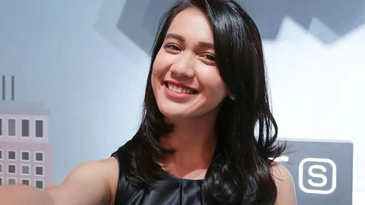 Dea Annisa alias Dhea Imut