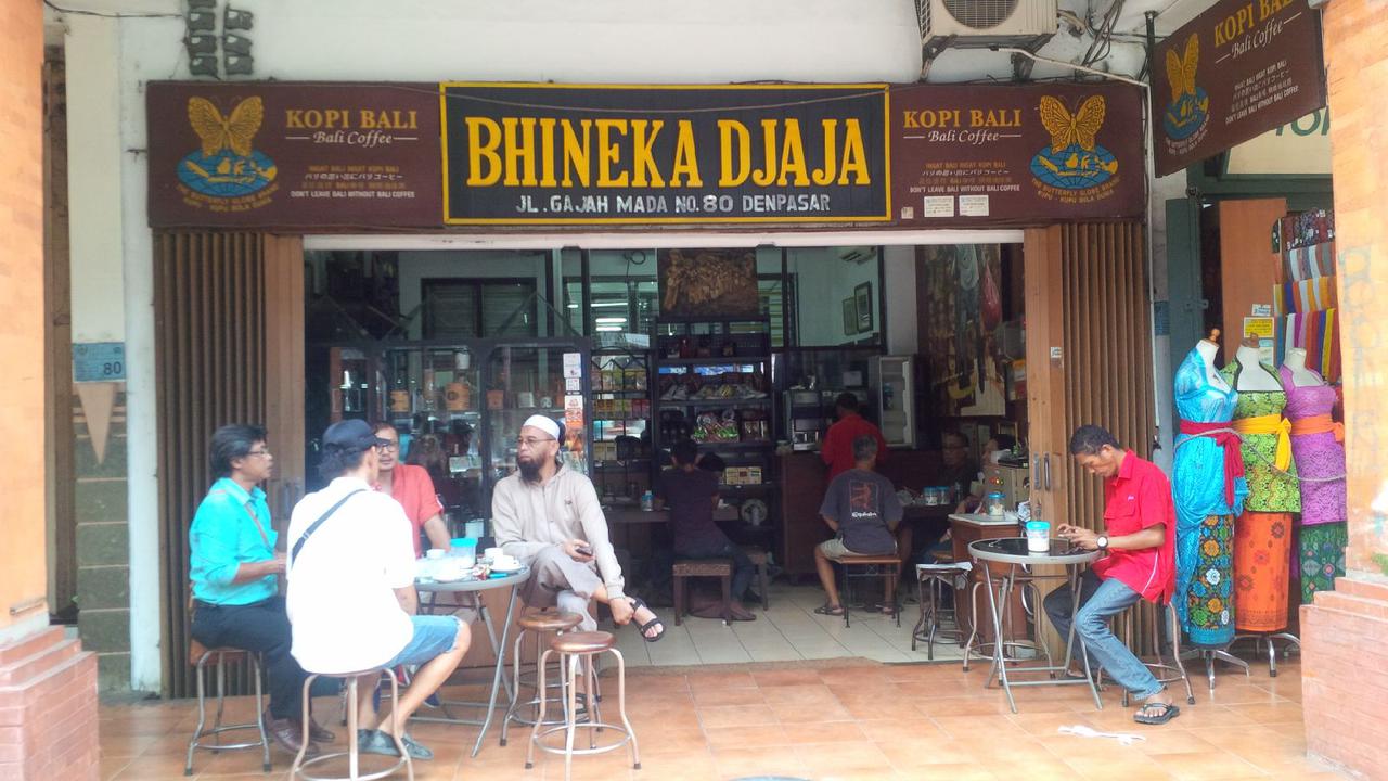 Nikmati Tegukan Kopi Bali di Antara Bangunan Tua Belanda