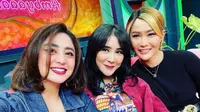 Momen kompak 3 diva dangdut reuni, pemilik goyangan hits. (Sumber: Instagram/uutpermatasari)