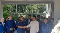 Ketua Umum Partai Amanat Nasional (PAN) Zulkifli Hasan (Zulhas) menemui Ketua Umum Partai Gerindra Prabowo Subianto di Jalan Kertanegara Kebayoran Jakarta Selatan, Sabtu (8/4/2023).