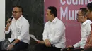 (ki-ka) Dirut Bank Mandiri Kartika Wirjoatmodjo, Kepala Bekraf, Triawan Munaf, Menteri Ketenagakerjaan Hanif Dhakiri saat menghadiri Program Coding Mum di Jakarta, Jumat (24/3). (Liputan6.com/Angga Yuniar)