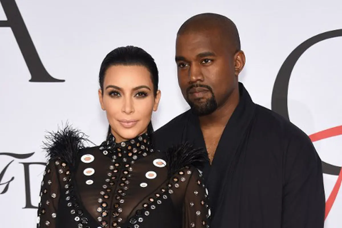 [Bintang] Kim Kardashian dan Kanye West