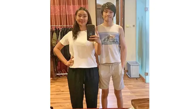 6 Momen Kedekatan Azka Corbuzier dengan Kalina Ocktaranny, Selalu Kompak