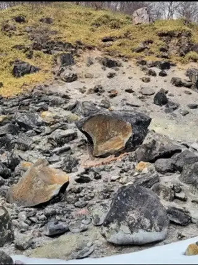 Batu Perangkap Iblis Perangkap Iblis Terbelah