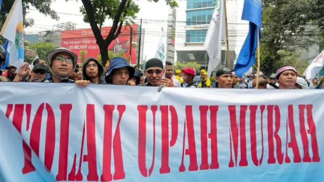 [Bintang] 20 Mei: 12 Tuntutan Rakyat Indonesia Pada Jokowi