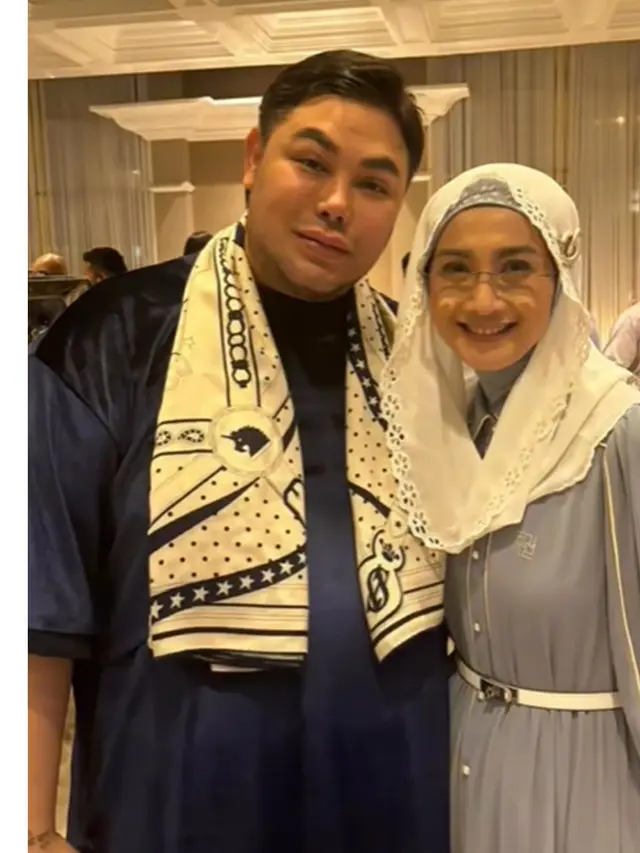 6 Potret Walimatus Safar Ivan Gunawan Jelang Berangkat Haji, Penuh Haru dan Doa