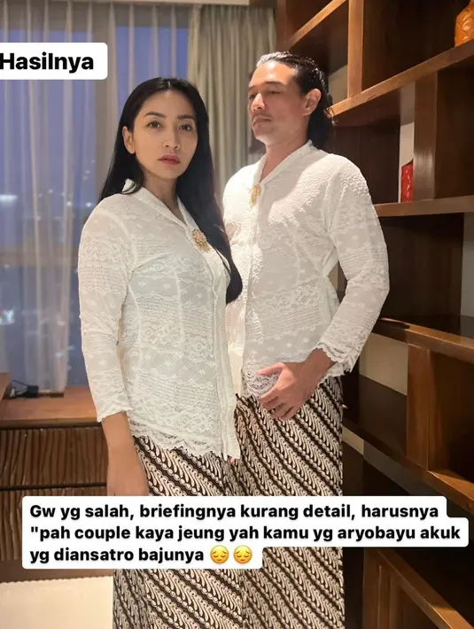 Keduanya berpose dengan gaya kembar. [Foto: Instagram/hestipurwadinata]