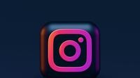 Complete guide to ask me a question on Instagram. (Photo: Alexander Shatov/Unsplash)