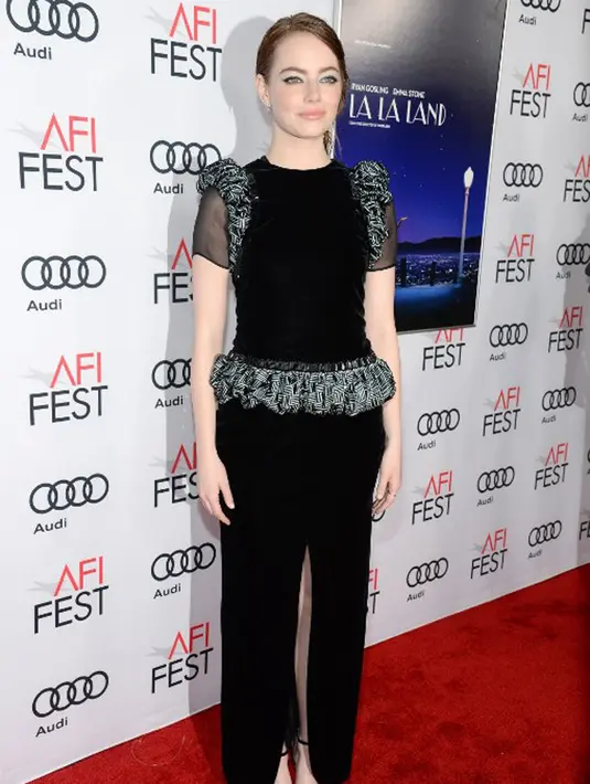 Billie Jean King merupakan salah satu atlet tennis yang karakternya diperankan Emma dalam film terbarunya nanti yang berjudul Battle of the Sexes.  (AFP/Bintang.com)