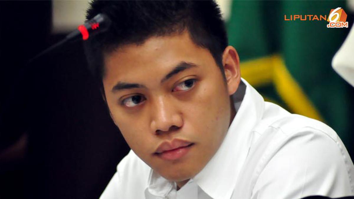 Dituntut 8 Bulan Bui, Rasyid Rajasa Ajukan Pledoi Sendiri