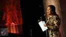 Menko PMK, Puan Maharani memberi sambutan saat menghadiri acara Perempuan dan Canting di Jakarta, Rabu (25/1). Acara juga ditandai penyerahan penghargaan kepada dua pelestari batik nasional. (Liputan6.com/Helmi Fithriansyah)