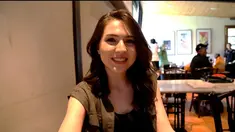 Hobi lari maraton, artis cantik Olivia Jensen masih seksi walau gelagapan.