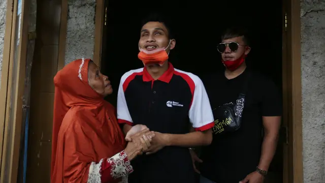 Ruri Wantogia menemui pria tuna netra bernama Sigit