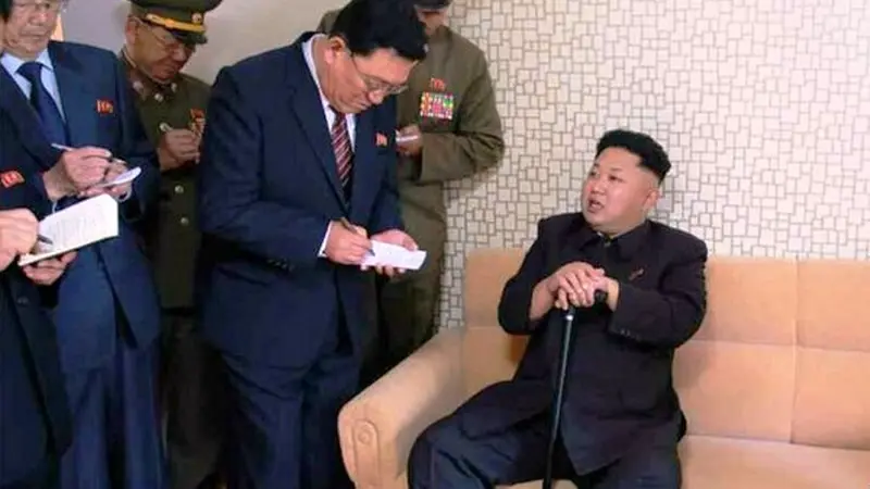 Kemunculan pertama Kim Jong-un setelah sebulan absen