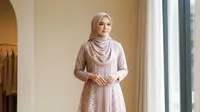 Gamis Terbaru 2025: Simple, Elegan, dan Kombinasi Brokat/Gemini AI